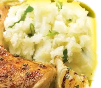 Muslo de pollo con guarnición de Los Corales
